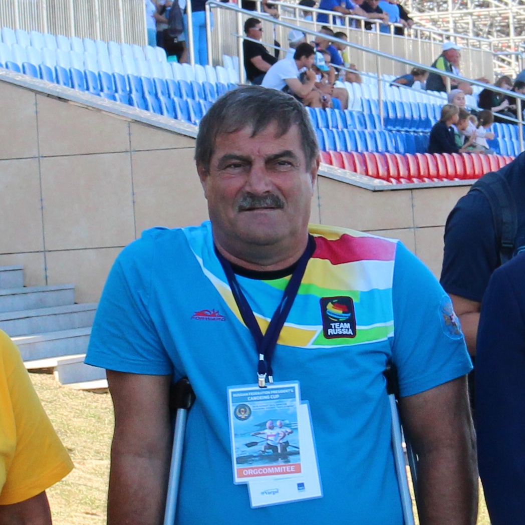 Поздравление Президента Федерации Л.Н. Селезнева старшему тренеру спортивной сборной команды России по гребле на байдарках и каноэ спорта лиц с ПОДА А.С. Маврофиди  в связи с 60-летним Юбилеем