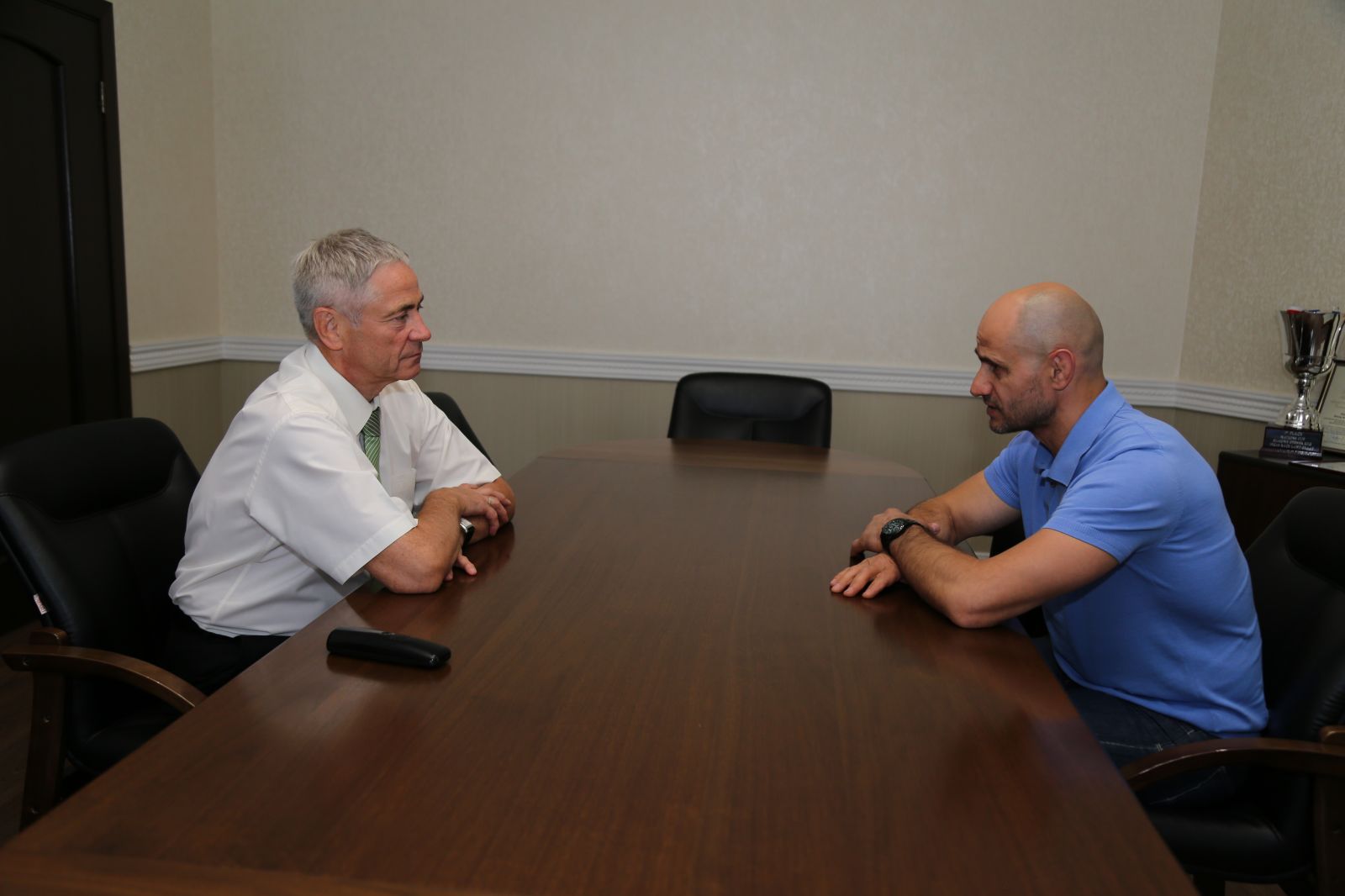 В офисе ПКР состоялась рабочая встреча П.А. Рожкова с первым вице-президентом Паралимпийского комитета Республики Молдова В.П. Глигором