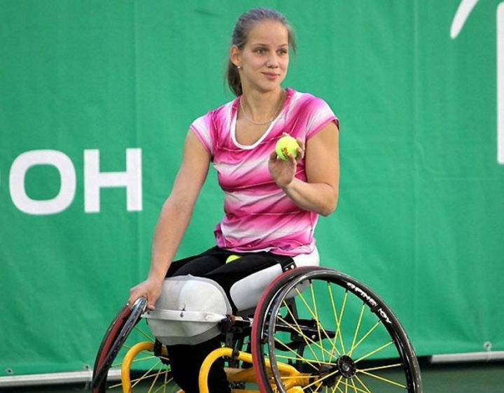 Россиянка Виктория Львова выступит на международном турнире по теннису на колясках в Швеции