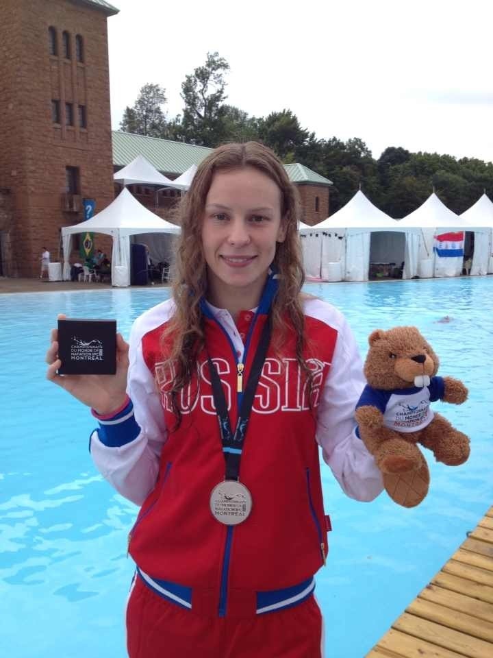 Поздравление Президента Федерации Л.Н. Селезнева 2-кратному серебряному призёру Паралимпийских игр по плаванию спорта лиц с ПОДА,Заслуженному мастеру спорта И.С. Граждановой в связи с днем рождения