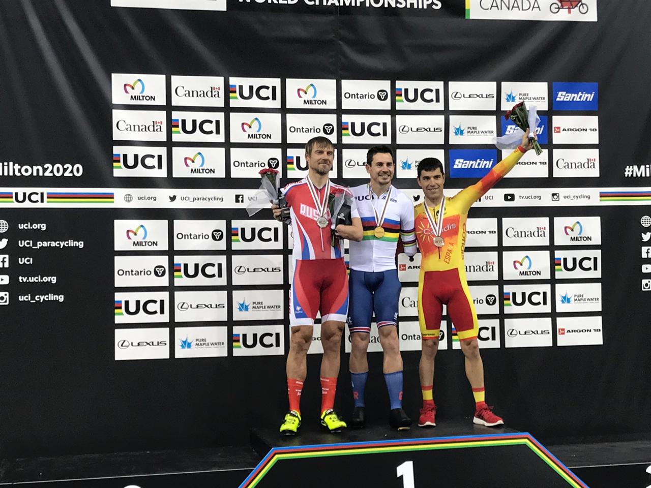 Алексей Обыденнов завоевал «серебро» во второй день чемпионата мира по велоспорту на треке спорта лиц с ПОДА и нарушением зрения в Канаде