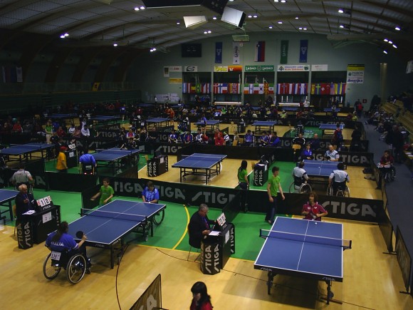 2 золотые 5 серебряных и 10 бронзовых наград завоевала сборная команда России на международных соревнованиях по настольному теннису спорта лиц с ПОДА