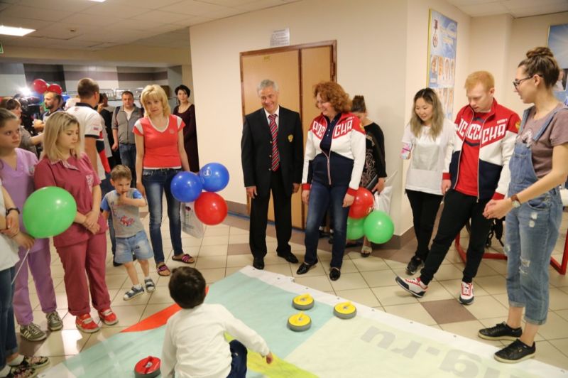 Руководители Федерации приняли участие в мастер-классах по паралимпийским видам спорта для детей – пациентов НИИ неотложной детской хирургии и травматологии, проводимых ПКР, чемпионами и призерами Паралимпийских игр, чемпионатов мира и Европы 