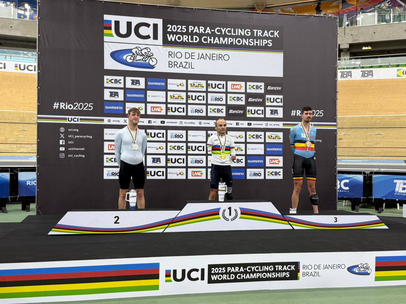 Иван Ермаков завоевал четыре медали на чемпионате мира по паравелоспорту!