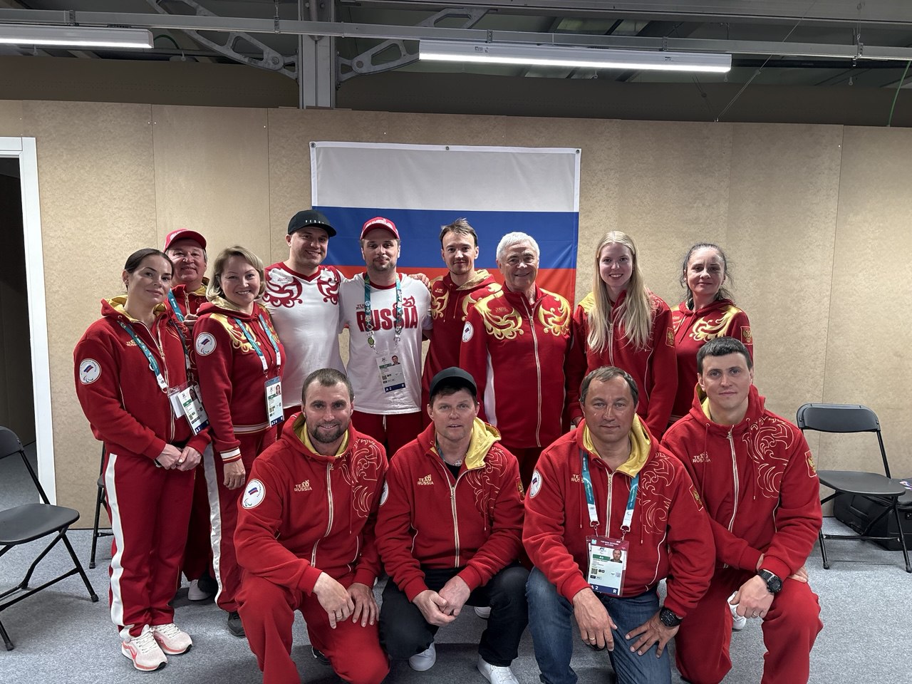 Паралимпийская сборная команда Российской Федерации, в составе 6 спортсменов, заняла третье место в медальном зачете на XIV Паралимпийских зимних играх 2026 года, завоевав 8 золотых, 1 серебряную и 3 бронзовые награды!