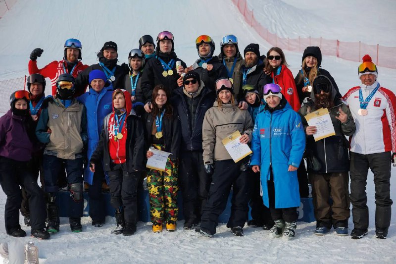 В Миассе завершился чемпионат России по сноуборду среди спортсменов с поражением опорно-двигательного аппарата!