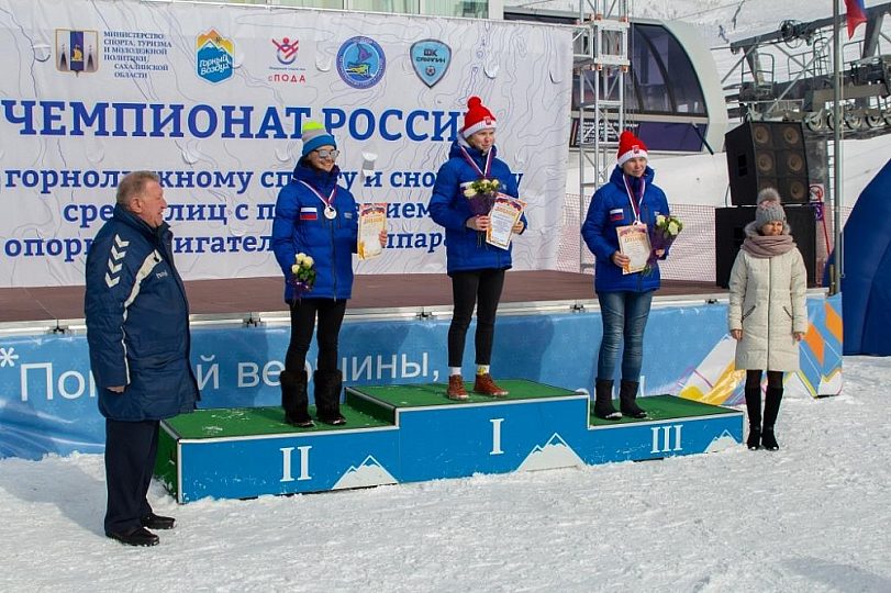 Алексей Бугаев и Варвара Ворончихина завоевали по 3 золотые медали на чемпионате России по горнолыжному спорту лиц с ПОДА на Сахалине