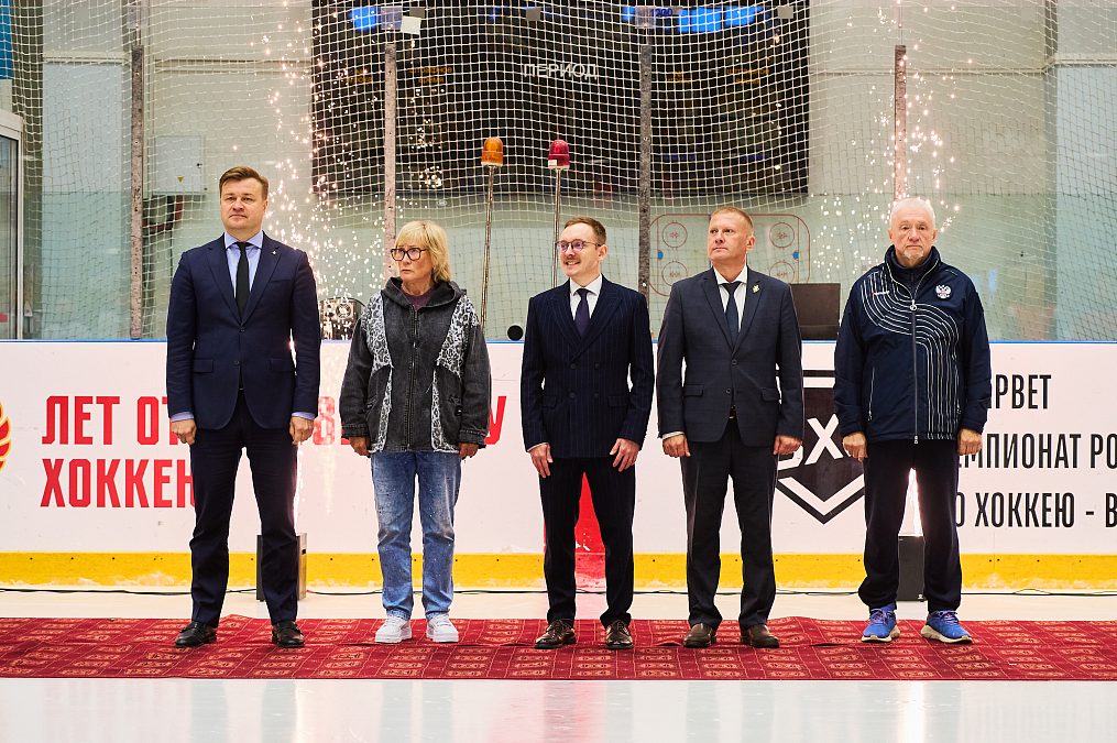 В Ижевске состоялась торжественная церемония открытия 1 круга чемпионата России по хоккею-следж «Высшая лига»!